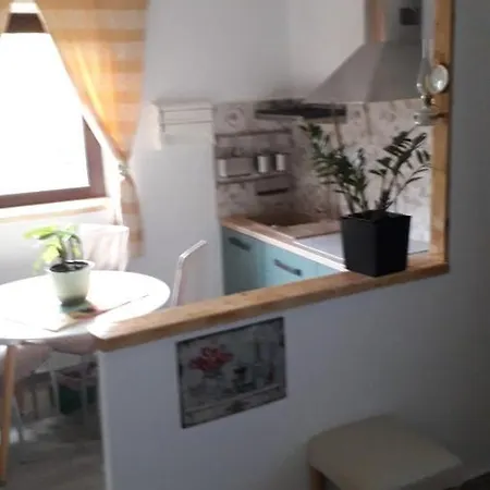 Apartment Paradise *
